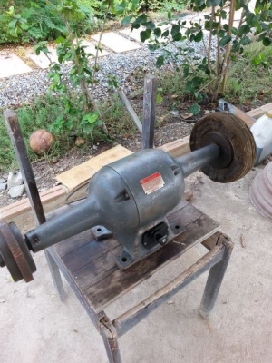 เครื่องปัดเงาคอยาว HITACHI POLISHER 1HP