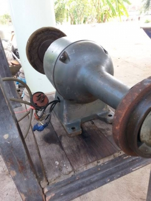 เครื่องปัดเงาคอยาว HITACHI POLISHER 1HP