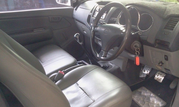 กระบะ โตโยต้า วีโก้ หัวเดียว ปี 05 มีเพาเวอร์ค่ะ กระบะ โตโยต้า วีโก้ หัวเดียว ปี 05 มีเพาเวอร์ค่ะ