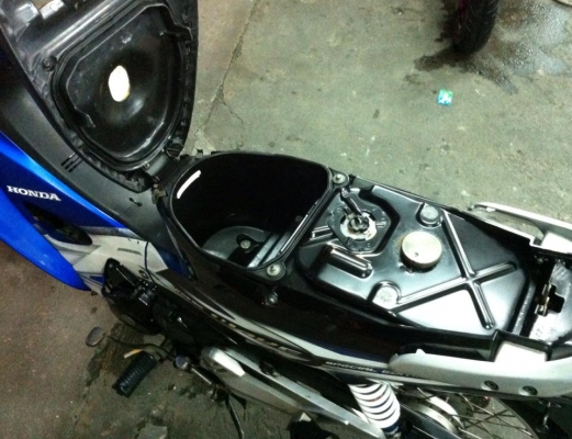 ขออนุญาติขาย Honda Wave 125R u-box กุญแจใหญ่ ตัว Top ดิสก์เบรคหน้าและหลัง ขออนุญาติขาย Honda Wave 125R u-box กุญแจใหญ่ ตัว Top ดิสก์เบรคหน้าและหลัง