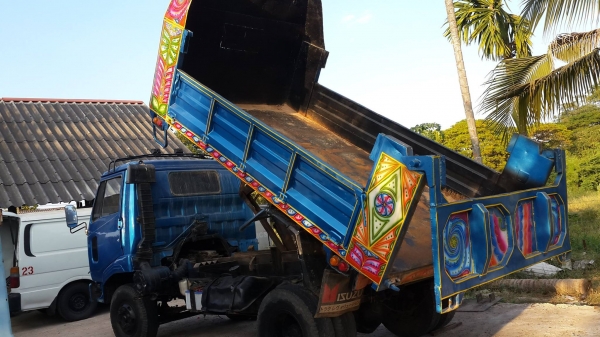 ***ขายแล้วครับขอบคุณ Truck2hand ขาย6ล้อดั้มดิน5คิว HINO FC-165 ประกอบ ปี39 HINO FC141A WO6E-165HP เครื่อง 6สูบ-165แรง เครื่องดี แรงดี ยังแน่น เกียร์ยาว เข้าง่าย ไม่หลุด ช่วงล่างFหลัง คานหน้าเดิม6น็อต คัสซีดี เก็บงานมาบ้างแล้ว กระบะดั้มเหล็ก5ตัน3.60ม.ยิงหน ***ขายแล้วครับขอบคุณ Truck2hand ขาย6ล้อดั้มดิน5คิว HINO FC-165 ประกอบ ปี39 HINO FC141A WO6E-165HP เครื่อง 6สูบ-165แรง เครื่องดี แรงดี ยังแน่น เกียร์ยาว เข้าง่าย ไม่หลุด ช่วงล่างFหลัง คานหน้าเดิม6น็อต คัสซีดี เก็บงานมาบ้างแล้ว กระบะดั้มเหล็ก5ตัน3.60ม.ยิงหน