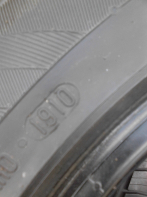 215/55R17 continental Comfortcontact-1 ชุด 4 เส้น TEL.081-427-3941 215/55R17 continental Comfortcontact-1 ชุด 4 เส้น TEL.081-427-3941