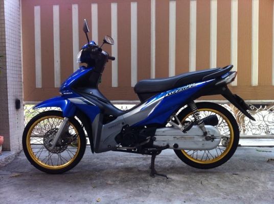 ขออนุญาติขาย HONDA WAVE 110-i เครื่องเดิม แต่งสวย โอนให้ฟรีครับ