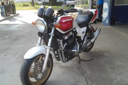 ธารนนทบุรี//ขาย honda cb1300 ปี99 สวยๆ เครื่องสมบูรณ์ ระบบไฟสมบูรณ์ทุกจุด เอกสารอินวอยท์+สรรพสารมิตรแท้ ราคา 115,000 บาท