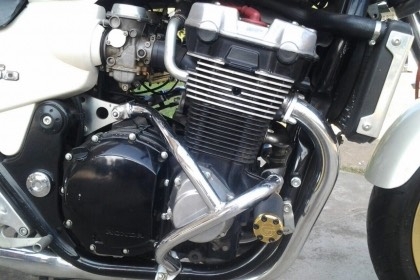 ธารนนทบุรี//ขาย honda cb1300 ปี99 สวยๆ เครื่องสมบูรณ์ ระบบไฟสมบูรณ์ทุกจุด เอกสารอินวอยท์+สรรพสารมิตรแท้ ราคา 115,000 บาท