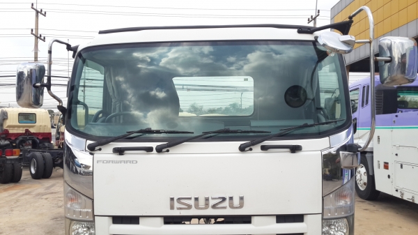 หัวเก๋ง ISUZU DECA รุ่นโรโบค๊อป สวยจัดแต่งเลส
