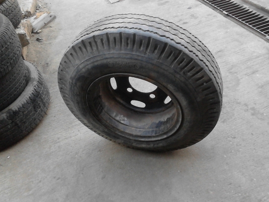 7.00-15 กะทะล้อ 6 ล้อกลาง พร้อมยาง มี 1 ล้อ TEL.081-427-3941 7.00-15 กะทะล้อ 6 ล้อกลาง พร้อมยาง มี 1 ล้อ TEL.081-427-3941