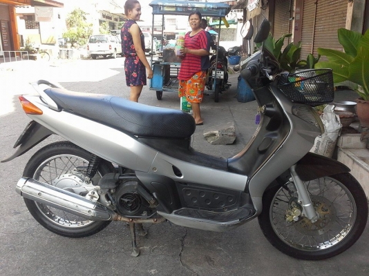 nouvo ตัวเก่า สีเทา วิ่ง 3,000 กม.ไมล์แท้ๆ รถสวย ชุดสีสด เครื่องเดิม แน่นๆ รับประกัน ยางมิชลินอย่างดี ระบบไฟใช้ได้หมด รถให้ฝรั่งเช่า ไม่ช้ำ ขับน้อย ภาษี พรบ.ถึงปีหน้า