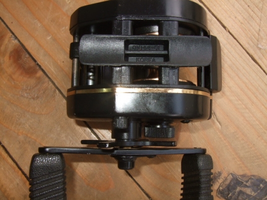 รอกหยดน้ำ WHISKER