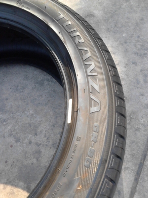 225/50R17 BRIDGESTONE TURANZA GR-90 มี 1 เส้น ปี 2013 ใหม่ๆ ดอกยางหนาๆ TEL.081-427-3941 225/50R17 BRIDGESTONE TURANZA GR-90 มี 1 เส้น ปี 2013 ใหม่ๆ ดอกยางหนาๆ TEL.081-427-3941