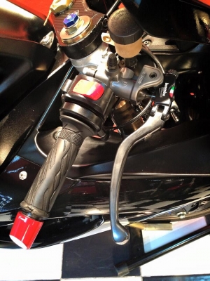 T&amp;T BIKE RAMA2 ขายด่วนรถเทพ 239000 ฿SUZUKI GSXR600 L0 ปี2010กุญแจแท้2ดอก อินวอย+สรรพสามิต+พรบ. รถสวยเทพของแต่งมีท่อสูตร สลิปออน ปั้มบนซ้าย-ขวา อิตาลี แท้คับ