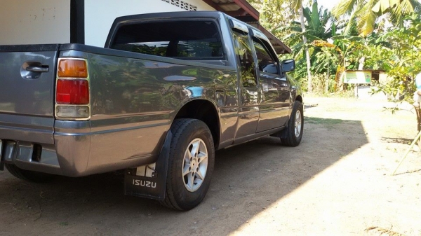 ขายรถสวยพร้อมใช้งาน ปี1996 เเป๊ะยิม ขายรถสวยพร้อมใช้งาน ปี1996 เเป๊ะยิม