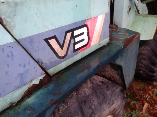 (จบการขายแล้วค่ะ เสี่ยบอย พัทลุง)รถตัก  ยันม่า   V3 ราคาถูกๆ  (รถร้านวัสดุ)  พร้อมใช้งานเลย