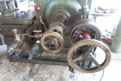 แท่นไส 24 นิ้ว สภาพสวย ๆ พร้อมใช้งาน ด่วน !!!! 39,000 แท่นไส 24 นิ้ว สภาพสวย ๆ พร้อมใช้งาน ด่วน !!!! 39,000