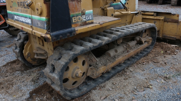 จองแล้วครับ 2ุ60,000 บาท มี VDO HD รถแทรกเตอร์ MITSUBISHI BD2 GII เก่านอก พร้อมใช้