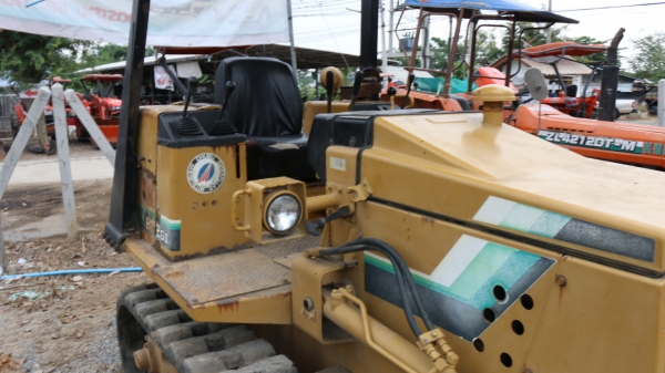 จองแล้วครับ 2ุ60,000 บาท มี VDO HD รถแทรกเตอร์ MITSUBISHI BD2 GII เก่านอก พร้อมใช้