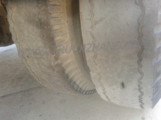 รถบรรทุก 6 ล้อ HINO KM 300  110  แรงม้า   เครื่อง6 สูบ ลองแวะชมสภาพรถและทดลองขับก่อน และยังสามารถต่อรองราคาได้ครับ