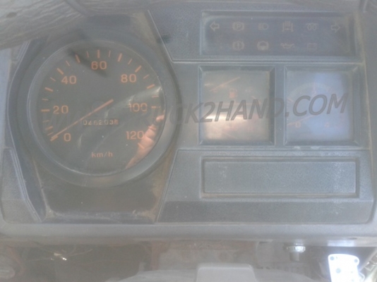 รถบรรทุก 6 ล้อ HINO KM 300  110  แรงม้า   เครื่อง6 สูบ ลองแวะชมสภาพรถและทดลองขับก่อน และยังสามารถต่อรองราคาได้ครับ