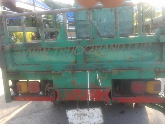 รถบรรทุก 6 ล้อ HINO KM 300  110  แรงม้า   เครื่อง6 สูบ ลองแวะชมสภาพรถและทดลองขับก่อน และยังสามารถต่อรองราคาได้ครับ