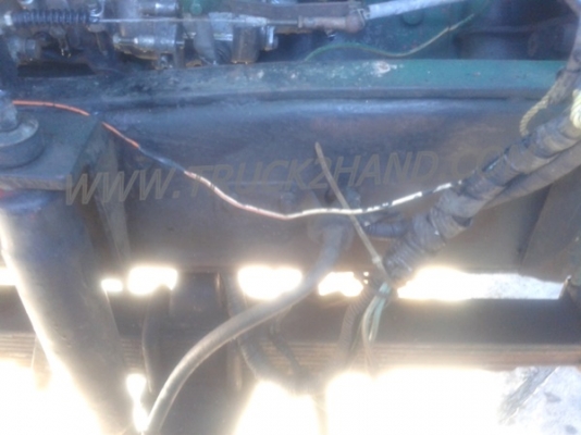 รถบรรทุก 6 ล้อ HINO KM 300  110  แรงม้า   เครื่อง6 สูบ ลองแวะชมสภาพรถและทดลองขับก่อน และยังสามารถต่อรองราคาได้ครับ