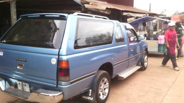 ISUZU TFR 2.5 VAN ปี35 แอร์เย็น ภาษีเต็ม