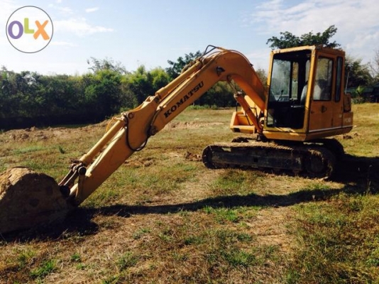 KOMATSU PC60-5 พร้อมใช้ รถประมูลมีใบอินวอย