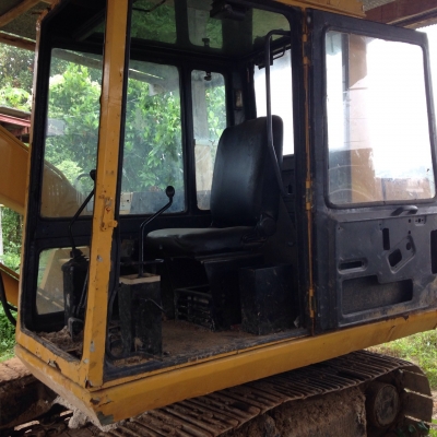 KOMATSU PC60-5 พร้อมใช้ รถประมูลมีใบอินวอย