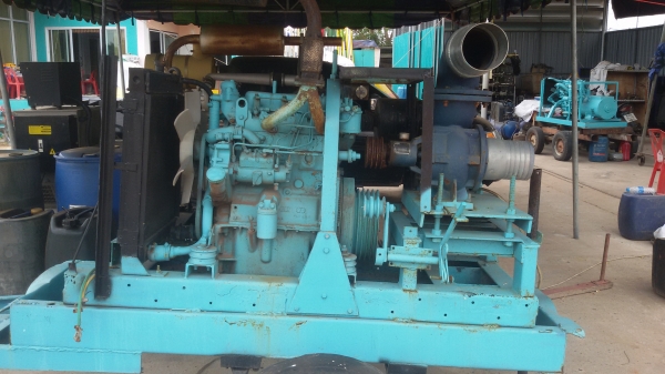 เครื่องสูบน้ำหน้าหก