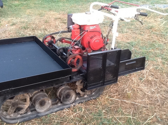 รถบรรทุกการเกษตรหรือก่อสร้างสภาพดีพร้อมใช้