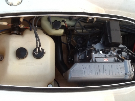 เรือyamaha เครื่องดีแรงสภาพดีพร้อมใช้