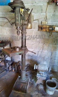 โรงกลึงแท่นกลึง3มิลลิ่ง1เครื่องกระทุ้ง1แท่นอัดตู้เชื่อมเครื่องมือครบชุด