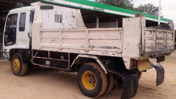 **820,000 บ.ต่อรอง**ขาย ISUZU DECA FRR-195 6ล้อดั้มดิน5คิว เครื่องเดิม เกียร์เดิม 6HE1-195แรง เครื่อง ดี แรงดี ยังแน่นครับ เกียร์ดี ไม่หลุด ช่วงล่างใหญ่ Fหน้า-หลัง คัสซีดี สวย ไม่ปะไม่ดาม กระบะดั้มเหล็ก5ตัน3.60ม.สภาพดี ครับ พื้นดี ข้างยังสวย ไม่ผุ ไม่โก่ง **820,000 บ.ต่อรอง**ขาย ISUZU DECA FRR-195 6ล้อดั้มดิน5คิว เครื่องเดิม เกียร์เดิม 6HE1-195แรง เครื่อง ดี แรงดี ยังแน่นครับ เกียร์ดี ไม่หลุด ช่วงล่างใหญ่ Fหน้า-หลัง คัสซีดี สวย ไม่ปะไม่ดาม กระบะดั้มเหล็ก5ตัน3.60ม.สภาพดี ครับ พื้นดี ข้างยังสวย ไม่ผุ ไม่โก่ง