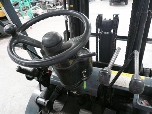 ขายรถโฟล์คลิฟท์มือสอง toyota รุ่น 6fd30 ราคา 399,000 บาท นำเข้าจากประเทศญี่ปุ่น 100\% ไม่เคยใช้งานในไทย