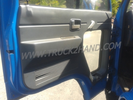 รถบรรทุก 6 ล้อ ISUZU NPR กระบะข้างเสริม  ปีจดทะเบียน 2542 มาดูสภาพรถและทดลองขับก่อน และสามารถต่อรองราคาได้อีกครับ