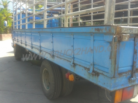 รถบรรทุก 6 ล้อ ISUZU NPR กระบะข้างเสริม  ปีจดทะเบียน 2542 มาดูสภาพรถและทดลองขับก่อน และสามารถต่อรองราคาได้อีกครับ