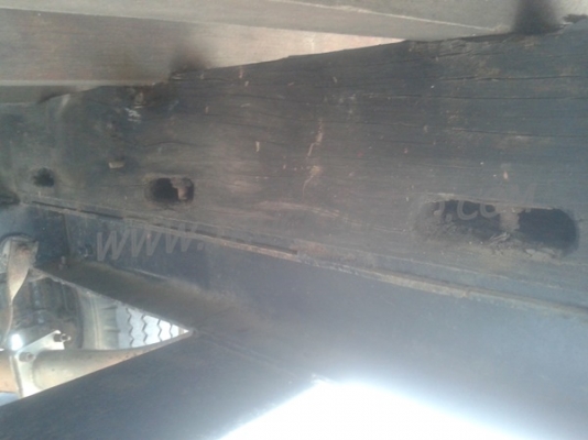 รถบรรทุก 6 ล้อ ISUZU NPR กระบะข้างเสริม  ปีจดทะเบียน 2542 มาดูสภาพรถและทดลองขับก่อน และสามารถต่อรองราคาได้อีกครับ