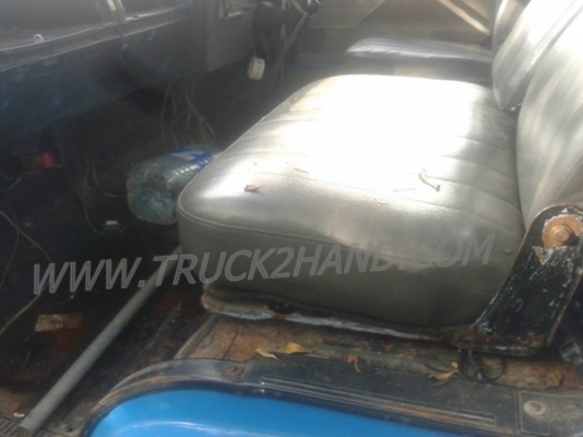 รถบรรทุก 6 ล้อ ISUZU NPR กระบะข้างเสริม  ปีจดทะเบียน 2542 มาดูสภาพรถและทดลองขับก่อน และสามารถต่อรองราคาได้อีกครับ