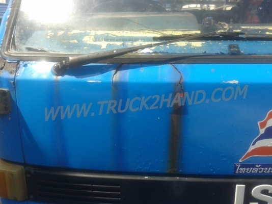 รถบรรทุก 6 ล้อ ISUZU NPR กระบะข้างเสริม  ปีจดทะเบียน 2542 มาดูสภาพรถและทดลองขับก่อน และสามารถต่อรองราคาได้อีกครับ