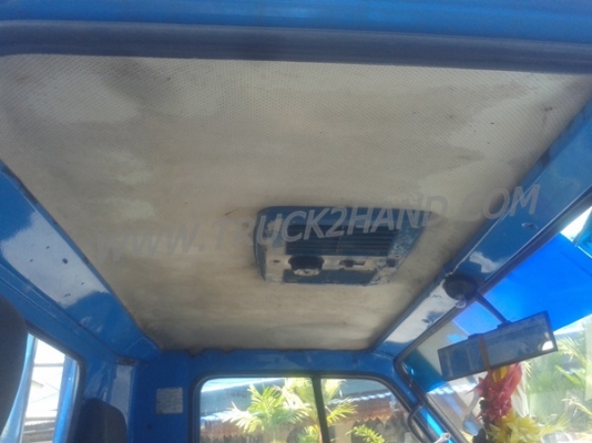 รถบรรทุก 6 ล้อ ISUZU NPR กระบะข้างเสริม  ปีจดทะเบียน 2542 มาดูสภาพรถและทดลองขับก่อน และสามารถต่อรองราคาได้อีกครับ