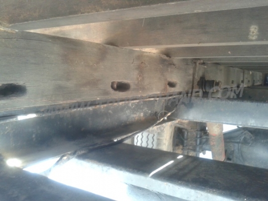 รถบรรทุก 6 ล้อ ISUZU NPR กระบะข้างเสริม  ปีจดทะเบียน 2542 มาดูสภาพรถและทดลองขับก่อน และสามารถต่อรองราคาได้อีกครับ