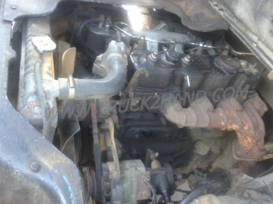 รถบรรทุก 6 ล้อ ISUZU NPR กระบะข้างเสริม  ปีจดทะเบียน 2542 มาดูสภาพรถและทดลองขับก่อน และสามารถต่อรองราคาได้อีกครับ