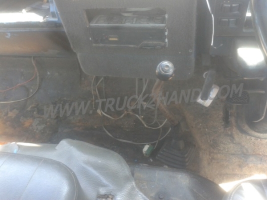 รถบรรทุก 6 ล้อ ISUZU NPR กระบะข้างเสริม  ปีจดทะเบียน 2542 มาดูสภาพรถและทดลองขับก่อน และสามารถต่อรองราคาได้อีกครับ