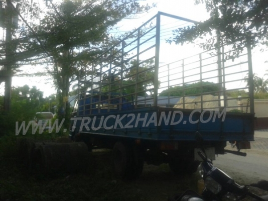 รถบรรทุก 6 ล้อ ISUZU NPR กระบะข้างเสริม  ปีจดทะเบียน 2542 มาดูสภาพรถและทดลองขับก่อน และสามารถต่อรองราคาได้อีกครับ