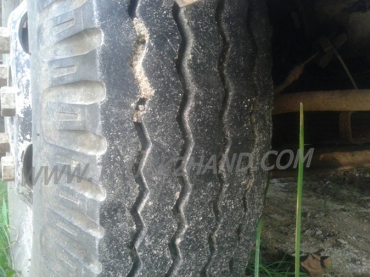 รถบรรทุก 6 ล้อ ISUZU NPR กระบะข้างเสริม  ปีจดทะเบียน 2542 มาดูสภาพรถและทดลองขับก่อน และสามารถต่อรองราคาได้อีกครับ