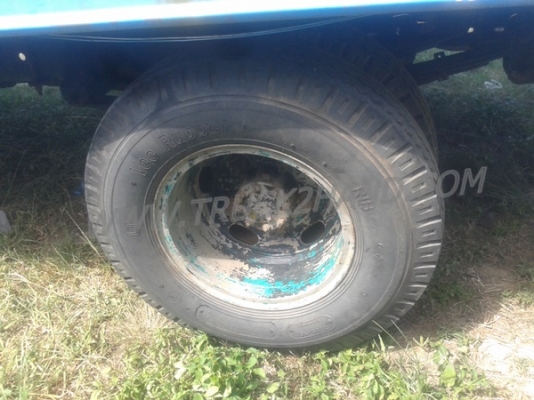 รถบรรทุก 6 ล้อ ISUZU NPR กระบะข้างเสริม  ปีจดทะเบียน 2542 มาดูสภาพรถและทดลองขับก่อน และสามารถต่อรองราคาได้อีกครับ