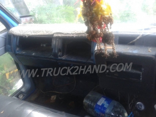 รถบรรทุก 6 ล้อ ISUZU NPR กระบะข้างเสริม  ปีจดทะเบียน 2542 มาดูสภาพรถและทดลองขับก่อน และสามารถต่อรองราคาได้อีกครับ