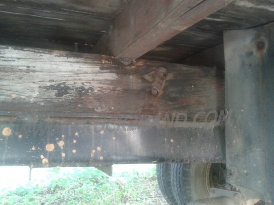 รถบรรทุก 6 ล้อ ISUZU NPR กระบะข้างเสริม  ปีจดทะเบียน 2542 มาดูสภาพรถและทดลองขับก่อน และสามารถต่อรองราคาได้อีกครับ