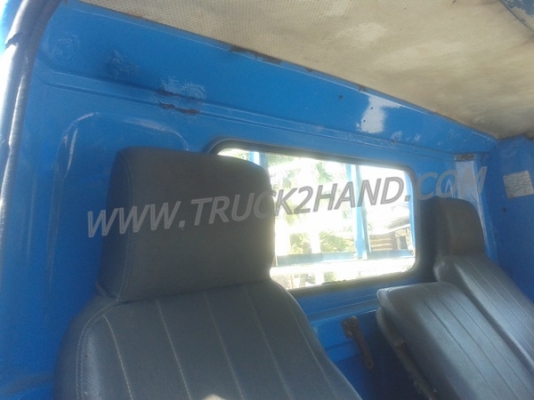 รถบรรทุก 6 ล้อ ISUZU NPR กระบะข้างเสริม  ปีจดทะเบียน 2542 มาดูสภาพรถและทดลองขับก่อน และสามารถต่อรองราคาได้อีกครับ