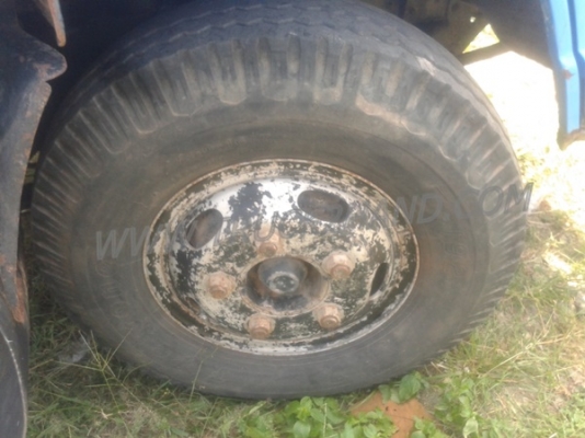 รถบรรทุก 6 ล้อ ISUZU NPR กระบะข้างเสริม  ปีจดทะเบียน 2542 มาดูสภาพรถและทดลองขับก่อน และสามารถต่อรองราคาได้อีกครับ