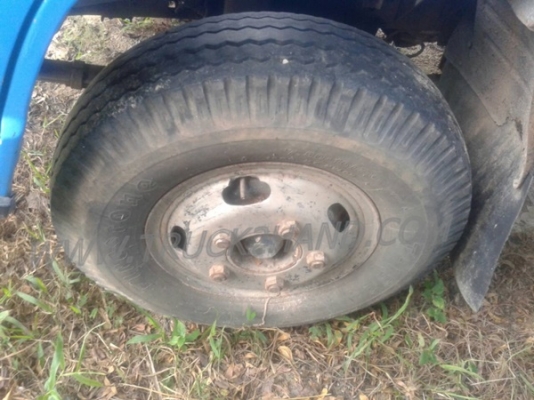 รถบรรทุก 6 ล้อ ISUZU NPR กระบะข้างเสริม  ปีจดทะเบียน 2542 มาดูสภาพรถและทดลองขับก่อน และสามารถต่อรองราคาได้อีกครับ